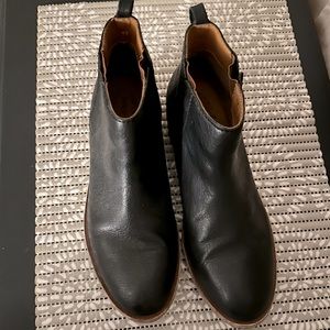 Women’s Leather Bootie